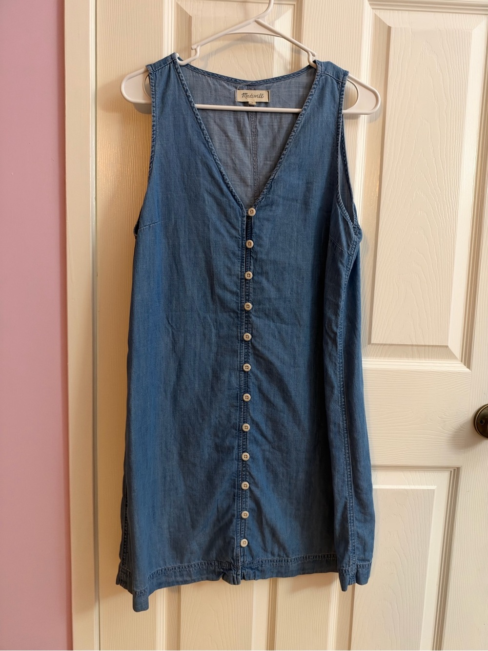 Madewell Button-Front Sleeveless Denim Shift Dress in Chambray Blue